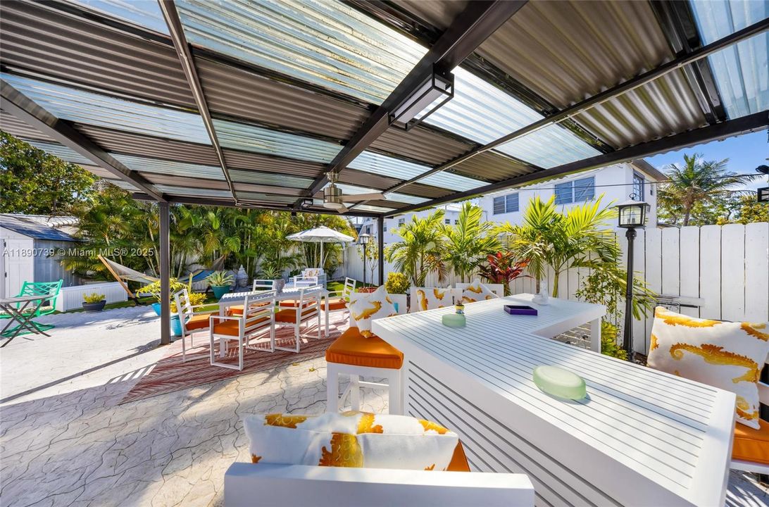 For Sale: $649,000 (3 beds, 2 baths, 1416 Square Feet)