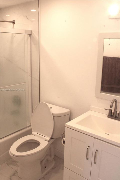 Recently Rented: $1,790 (1 beds, 1 baths, 667 Square Feet)