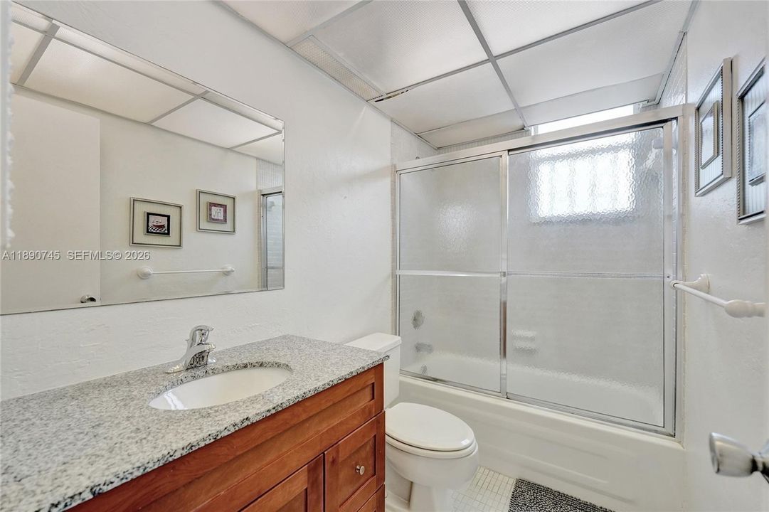 Active With Contract: $219,000 (2 beds, 2 baths, 1070 Square Feet)