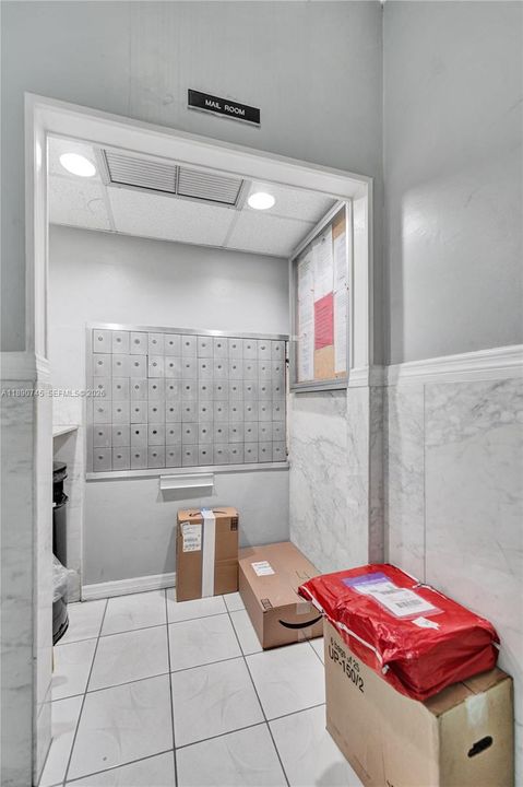 Active With Contract: $219,000 (2 beds, 2 baths, 1070 Square Feet)