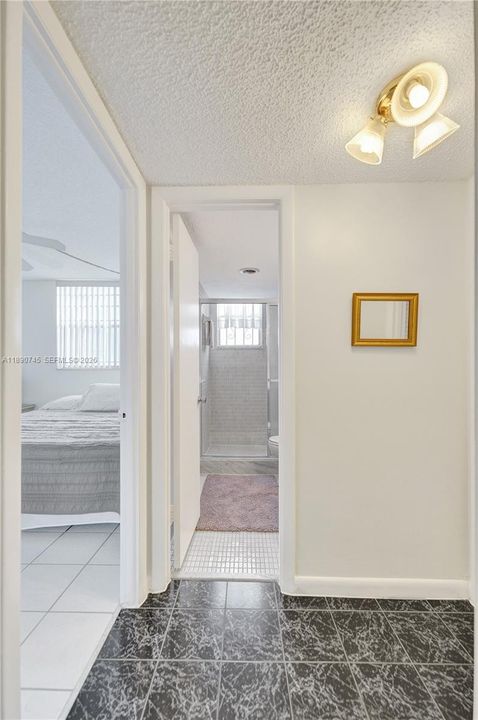 Active With Contract: $219,000 (2 beds, 2 baths, 1070 Square Feet)