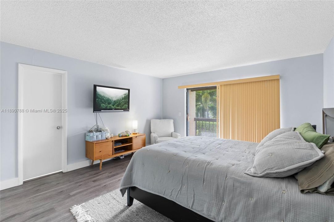 На продажу: $495,000 (3 спален, 2 ванн, 2050 Квадратных фут)