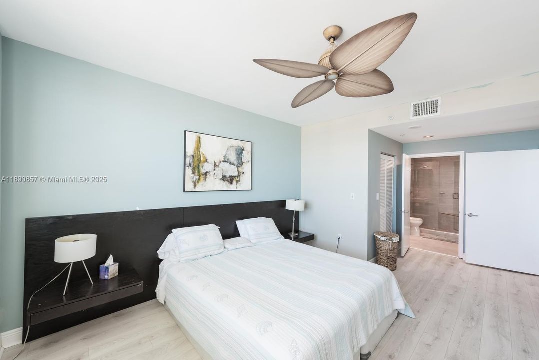 Под контрактом: $11,000 (3 спален, 2 ванн, 1490 Квадратных фут)