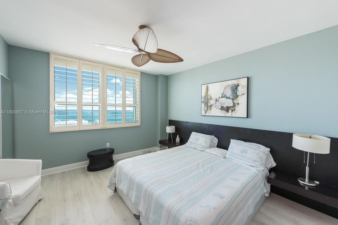 Под контрактом: $11,000 (3 спален, 2 ванн, 1490 Квадратных фут)