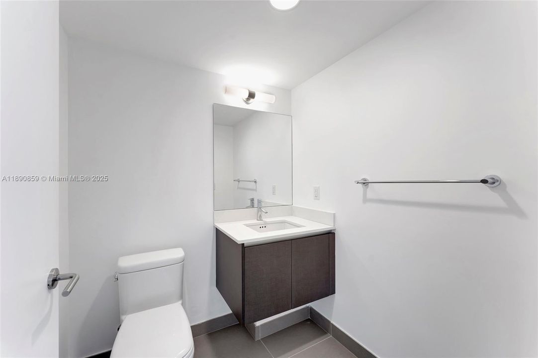 待售: $2,250,000 (3 贝兹, 3 浴室, 2231 平方英尺)