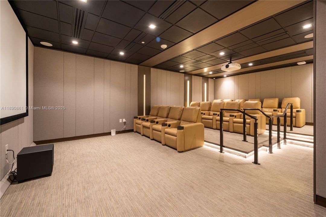 En Venta: $1,199,000 (2 camas, 2 baños, 2018 Pies cuadrados)