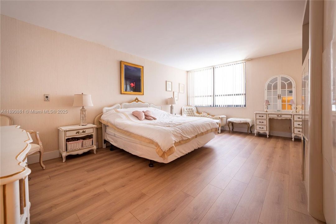 En Venta: $1,199,000 (2 camas, 2 baños, 2018 Pies cuadrados)