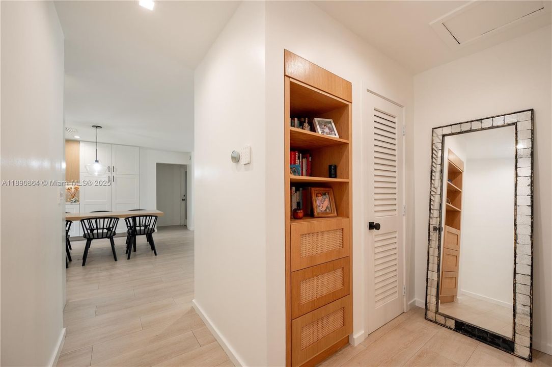 На продажу: $1,545,000 (4 спален, 3 ванн, 1706 Квадратных фут)