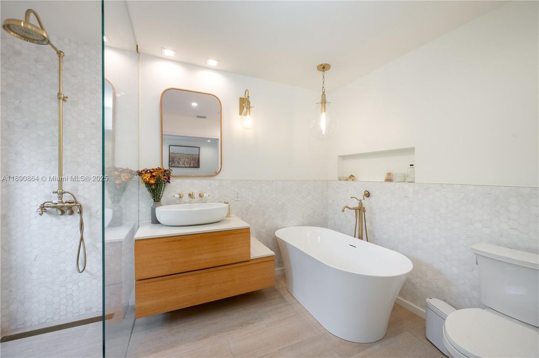 На продажу: $1,545,000 (4 спален, 3 ванн, 1706 Квадратных фут)