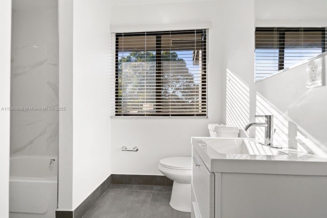 Недавно арендовано: $3,200 (3 спален, 2 ванн, 1650 Квадратных фут)