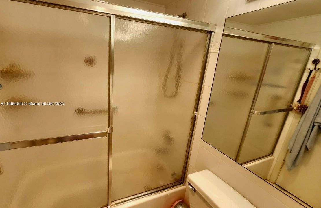 На продажу: $109,000 (1 спален, 1 ванн, 708 Квадратных фут)