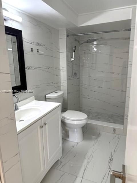 合同活跃: $2,125 (2 贝兹, 2 浴室, 936 平方英尺)