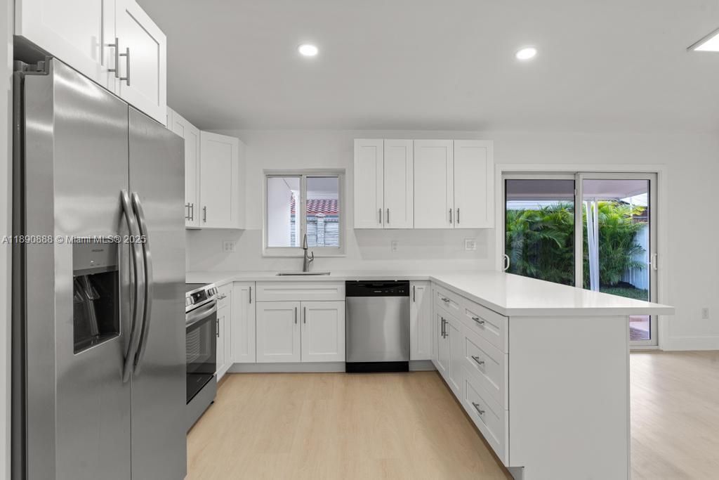 Active With Contract: $649,900 (3 beds, 2 baths, 1447 Square Feet)