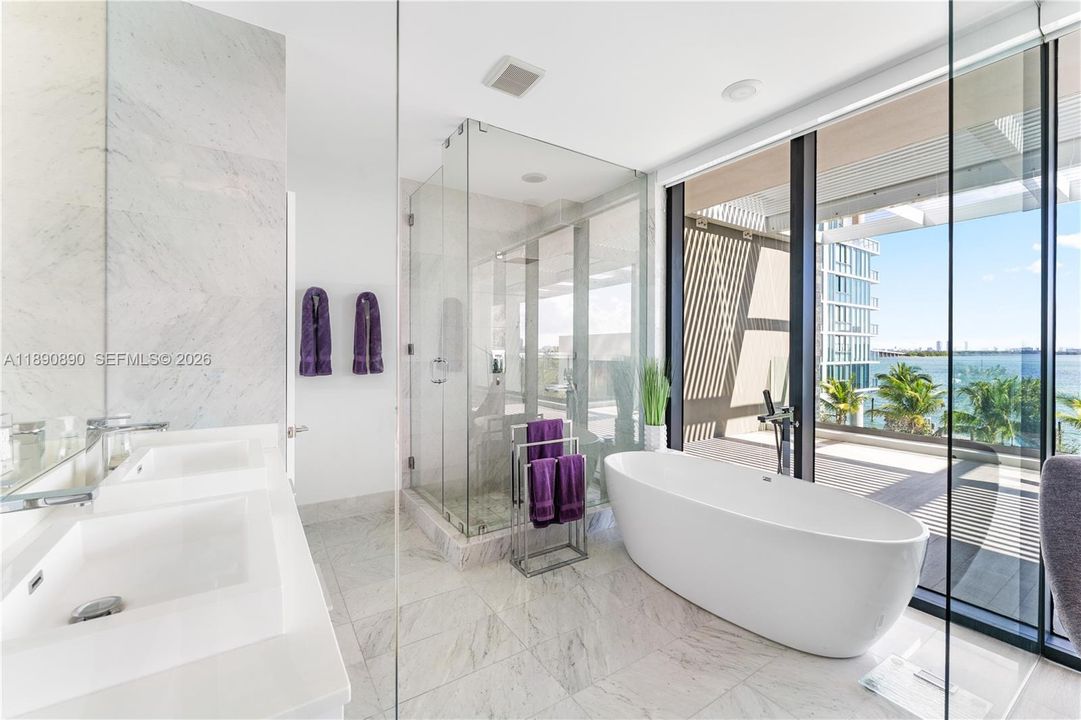 For Sale: $3,000,000 (3 beds, 4 baths, 3175 Square Feet)