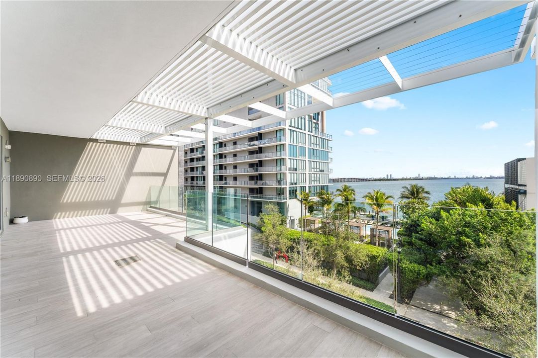 For Sale: $3,000,000 (3 beds, 4 baths, 3175 Square Feet)