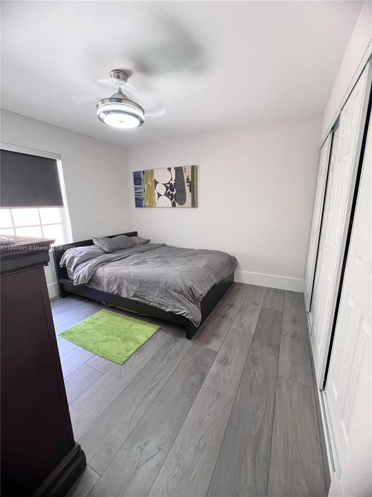 Под контрактом: $4,500 (3 спален, 2 ванн, 1628 Квадратных фут)