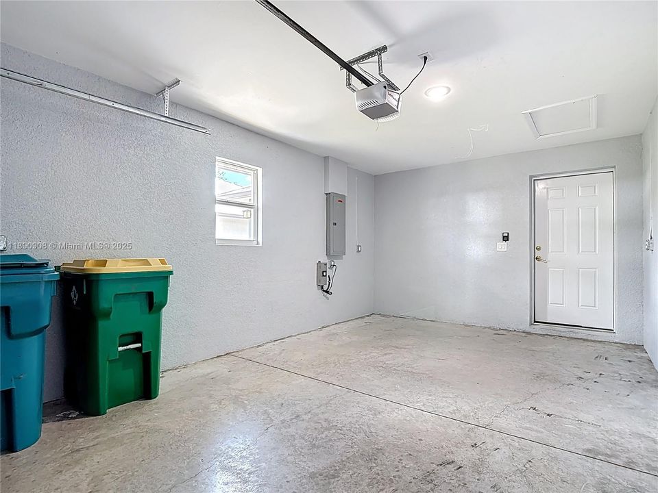 待售: $225,500 (2 贝兹, 2 浴室, 0 平方英尺)