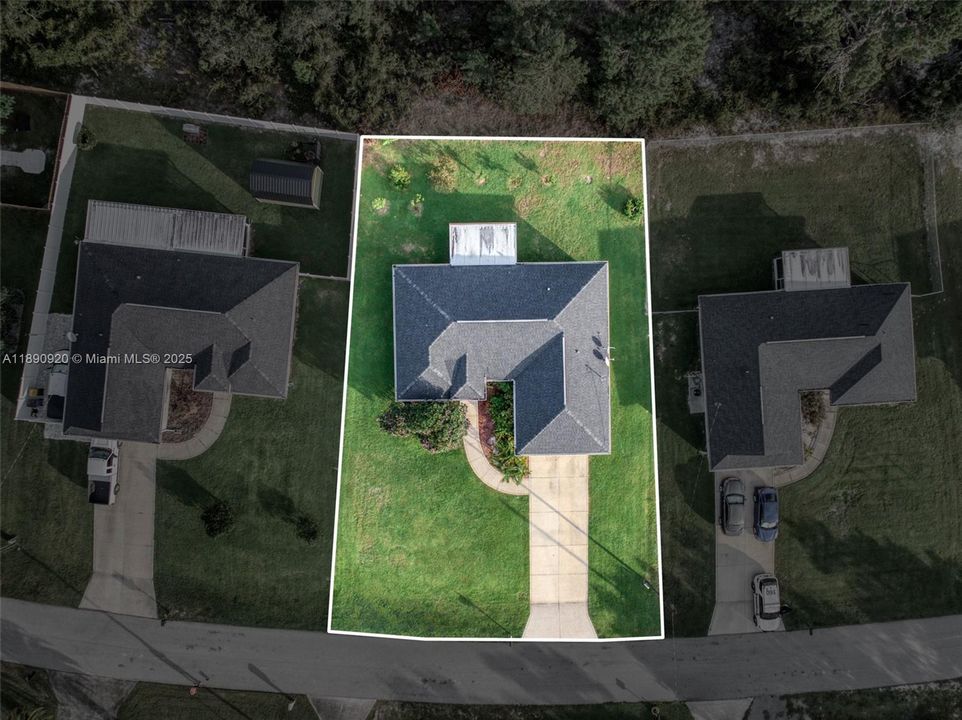 На продажу: $305,000 (3 спален, 0 ванн, 1449 Квадратных фут)