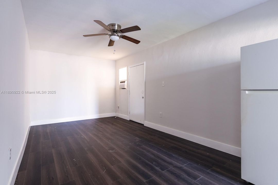 Active With Contract: $1,575 (2 beds, 1 baths, 11536 Square Feet)