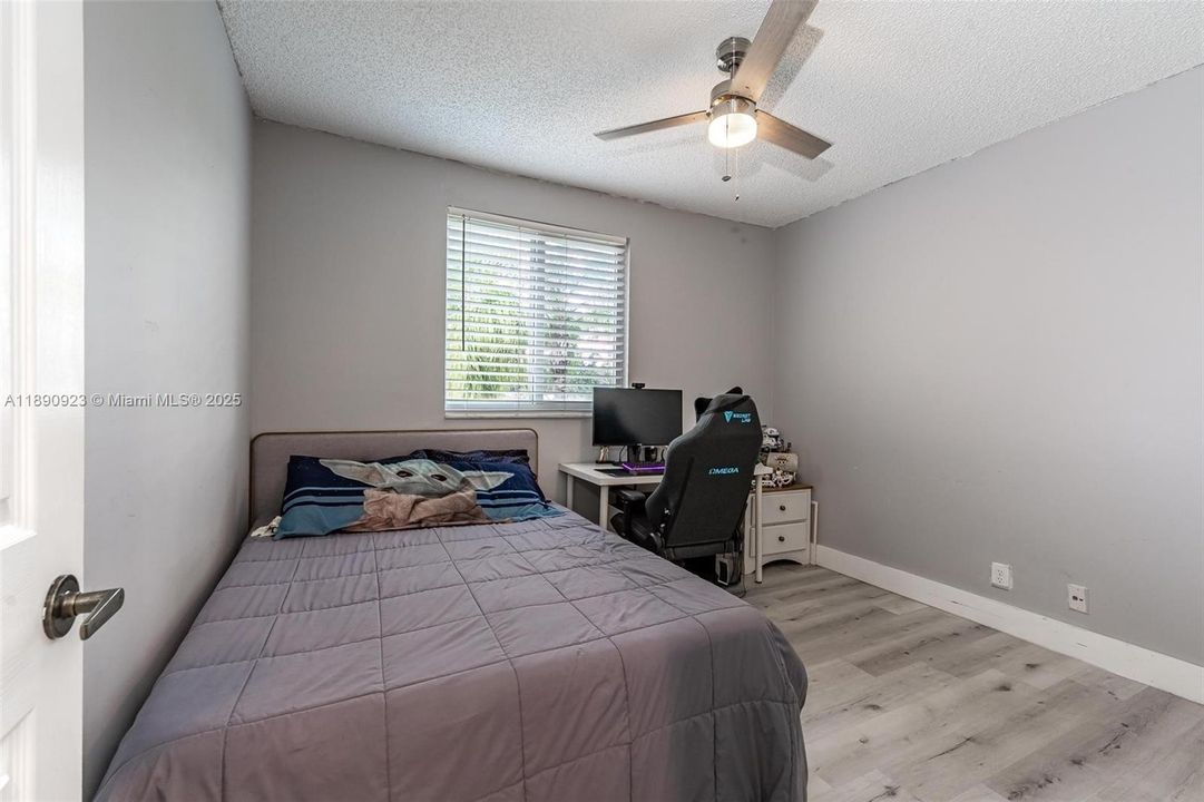 最近租的: $5,300 (4 贝兹, 2 浴室, 2133 平方英尺)