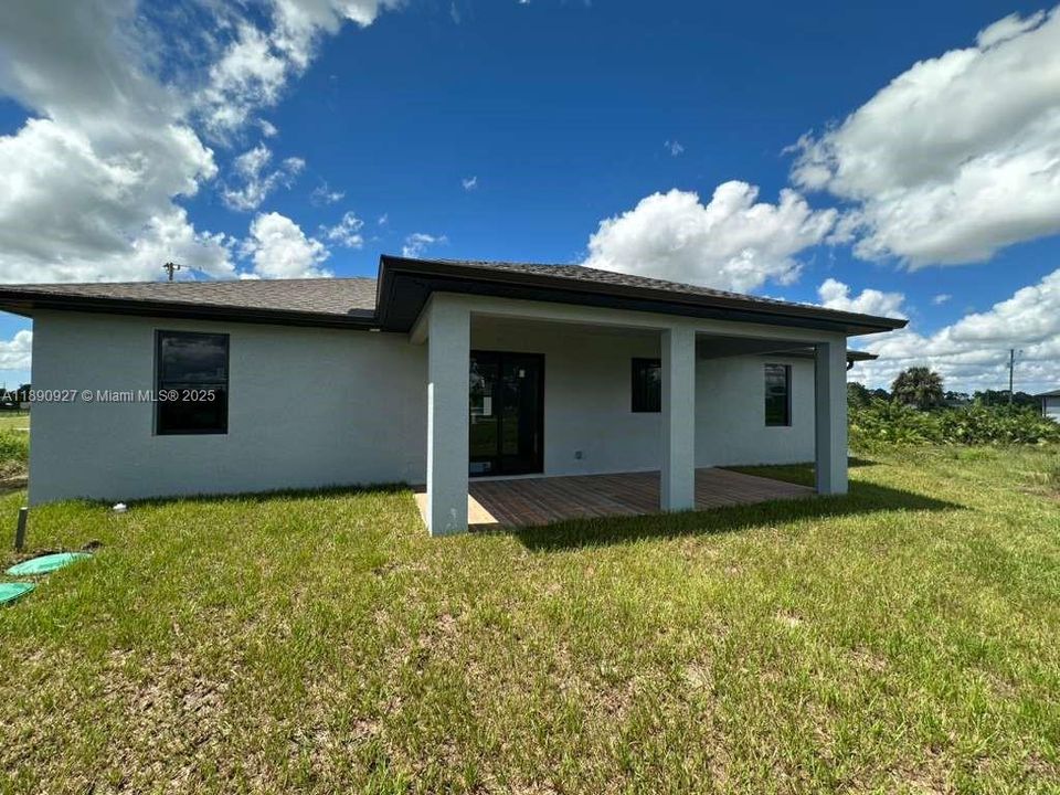 待售: $316,900 (3 贝兹, 2 浴室, 0 平方英尺)