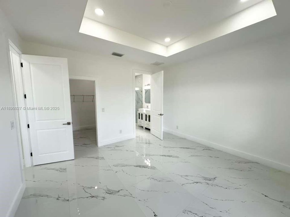 待售: $316,900 (3 贝兹, 2 浴室, 0 平方英尺)