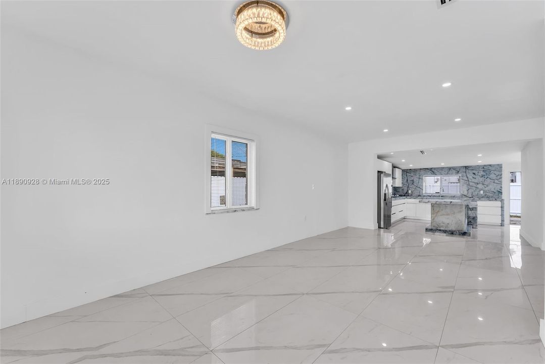 На продажу: $745,999 (4 спален, 3 ванн, 1483 Квадратных фут)