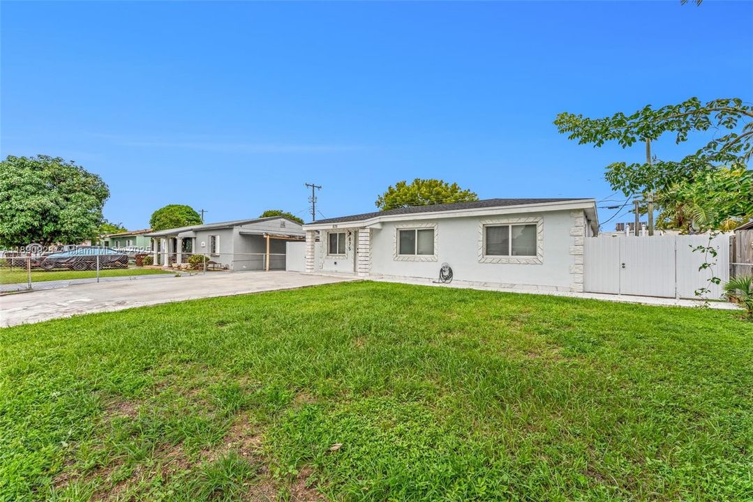 На продажу: $745,999 (4 спален, 3 ванн, 1483 Квадратных фут)