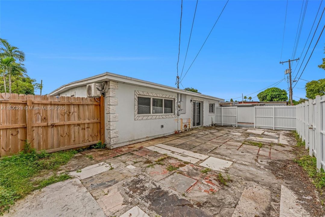 На продажу: $745,999 (4 спален, 3 ванн, 1483 Квадратных фут)