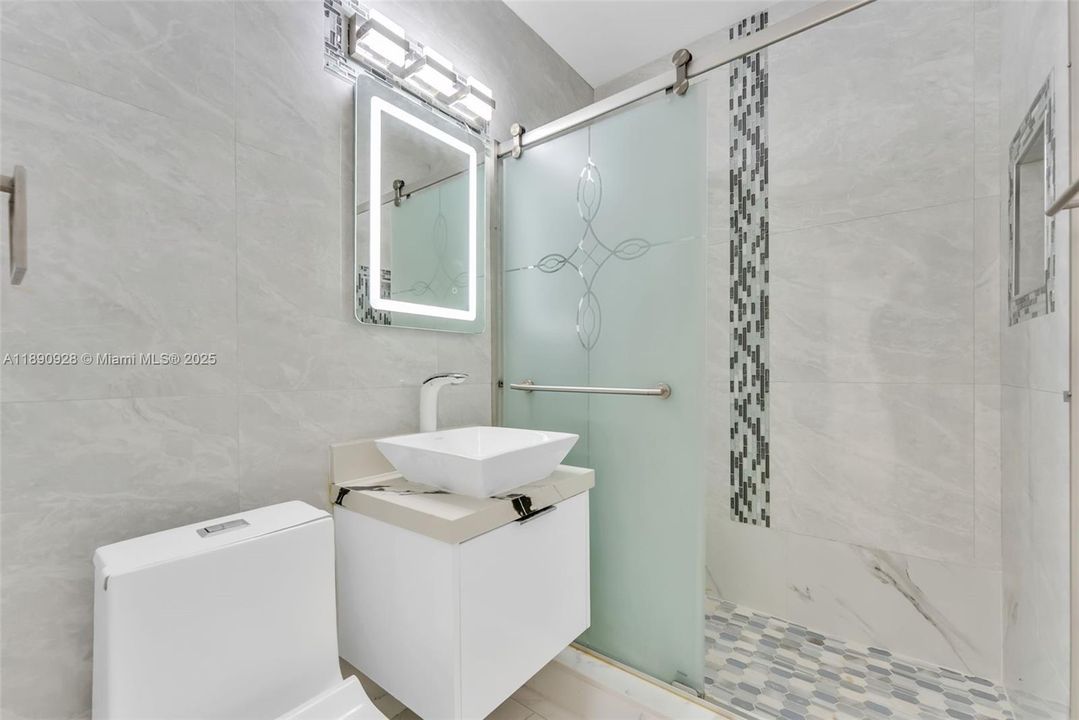 На продажу: $745,999 (4 спален, 3 ванн, 1483 Квадратных фут)