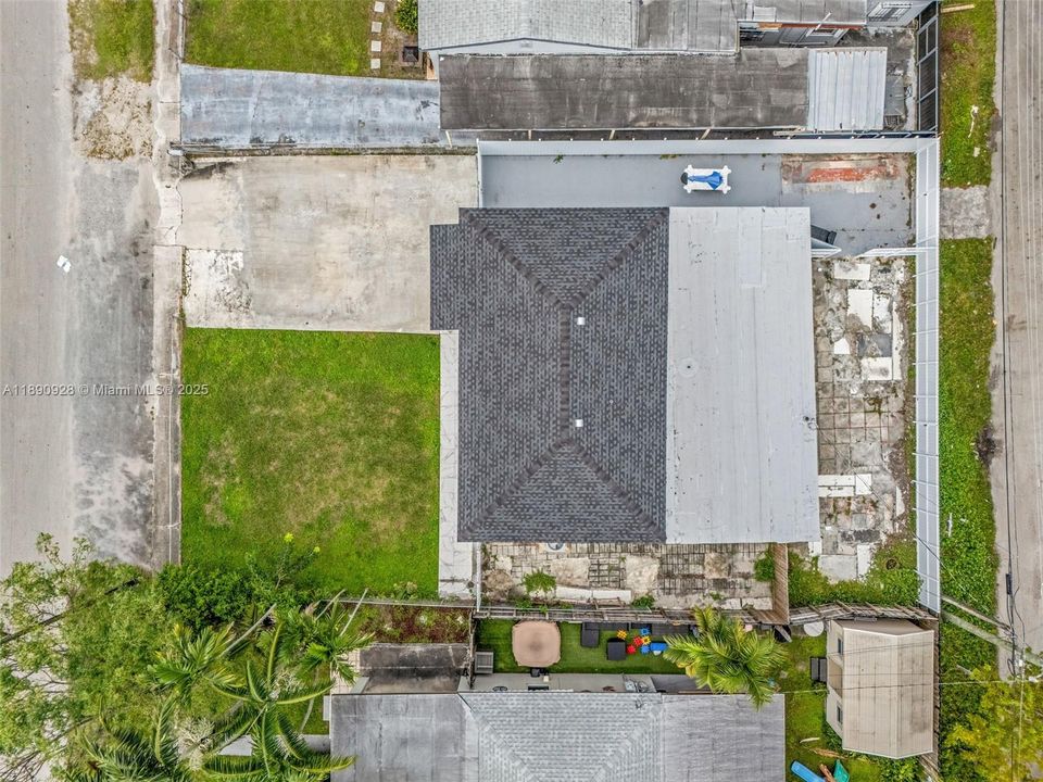 На продажу: $745,999 (4 спален, 3 ванн, 1483 Квадратных фут)