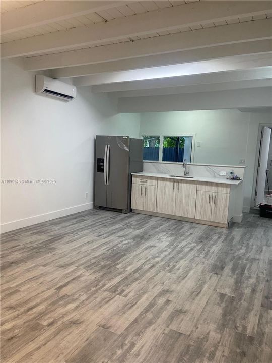 Active With Contract: $680,000 (5 beds, 4 baths, 2068 Square Feet)