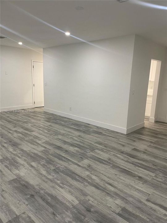 Active With Contract: $680,000 (5 beds, 4 baths, 2068 Square Feet)