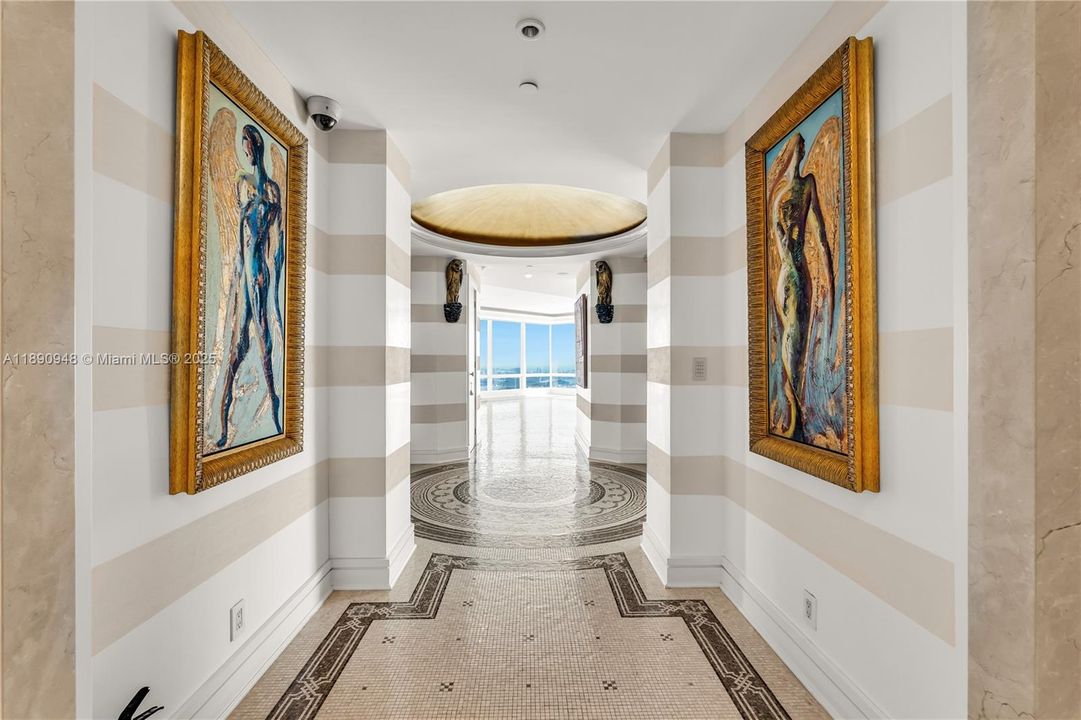 Vendido Recientemente: $11,950,000 (4 camas, 7 baños, 8185 Pies cuadrados)