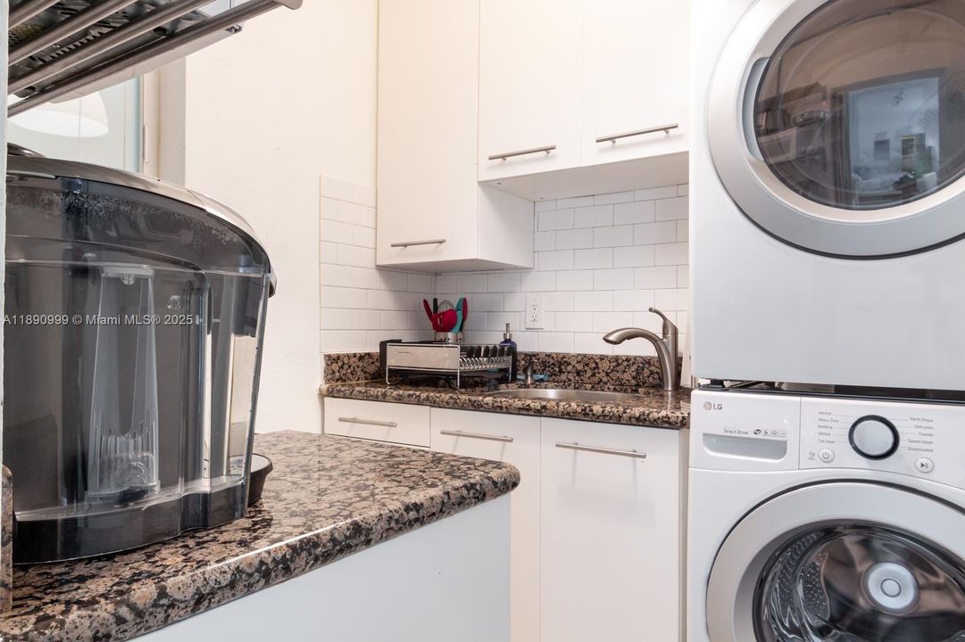 最近租的: $1,700 (0 贝兹, 1 浴室, 540 平方英尺)