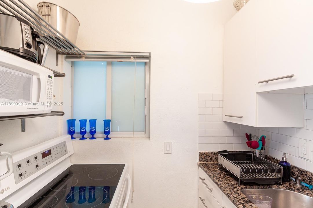 最近租的: $1,700 (0 贝兹, 1 浴室, 540 平方英尺)