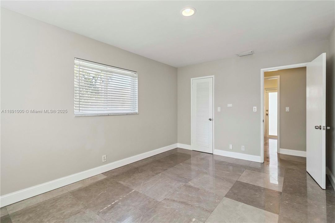 For Rent: $7,490 (3 beds, 2 baths, 1833 Square Feet)