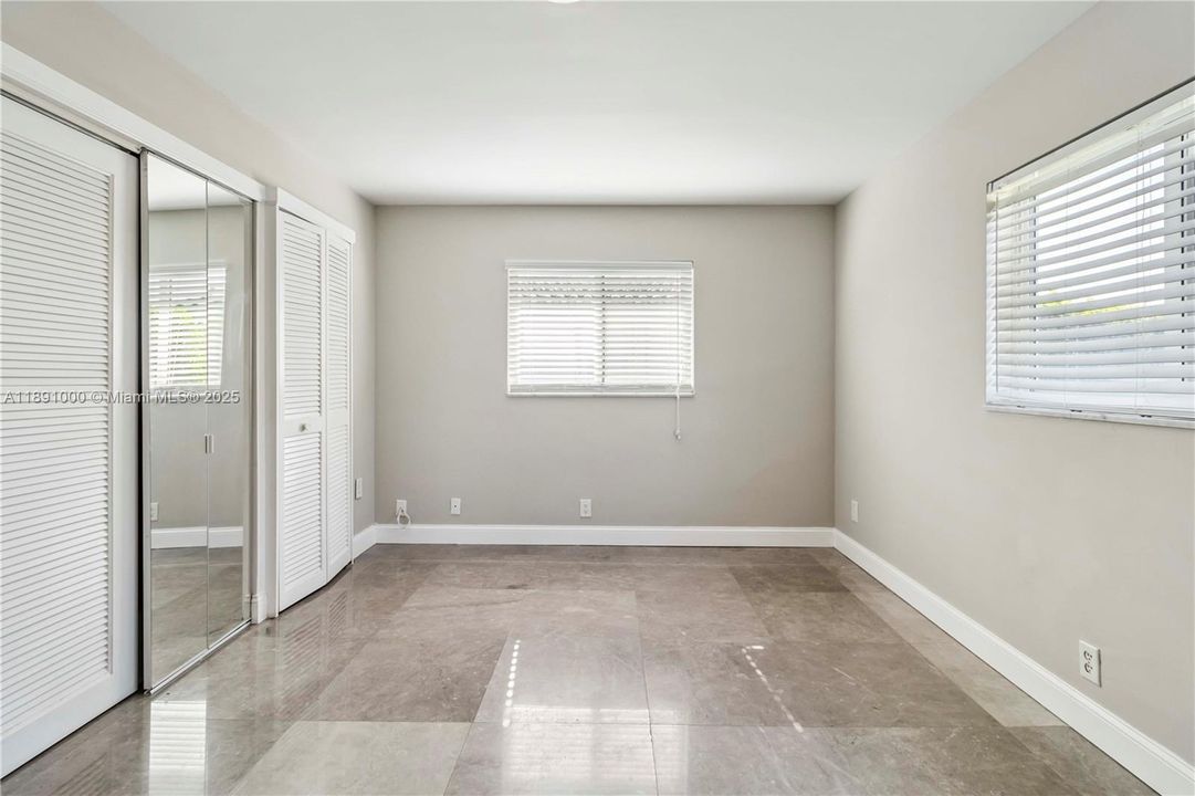 For Rent: $7,490 (3 beds, 2 baths, 1833 Square Feet)