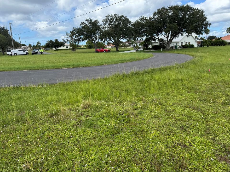 待售: $45,000 (0.25 acres)