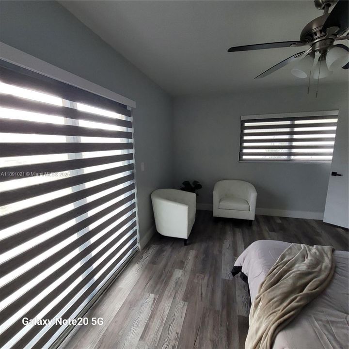 En Venta: $895,000 (3 camas, 2 baños, 2151 Pies cuadrados)