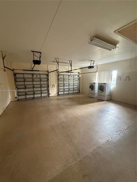 En Renta: $8,500 (4 camas, 3 baños, 2819 Pies cuadrados)