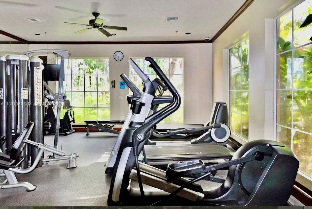 最近售出: $399,900 (3 贝兹, 3 浴室, 1407 平方英尺)