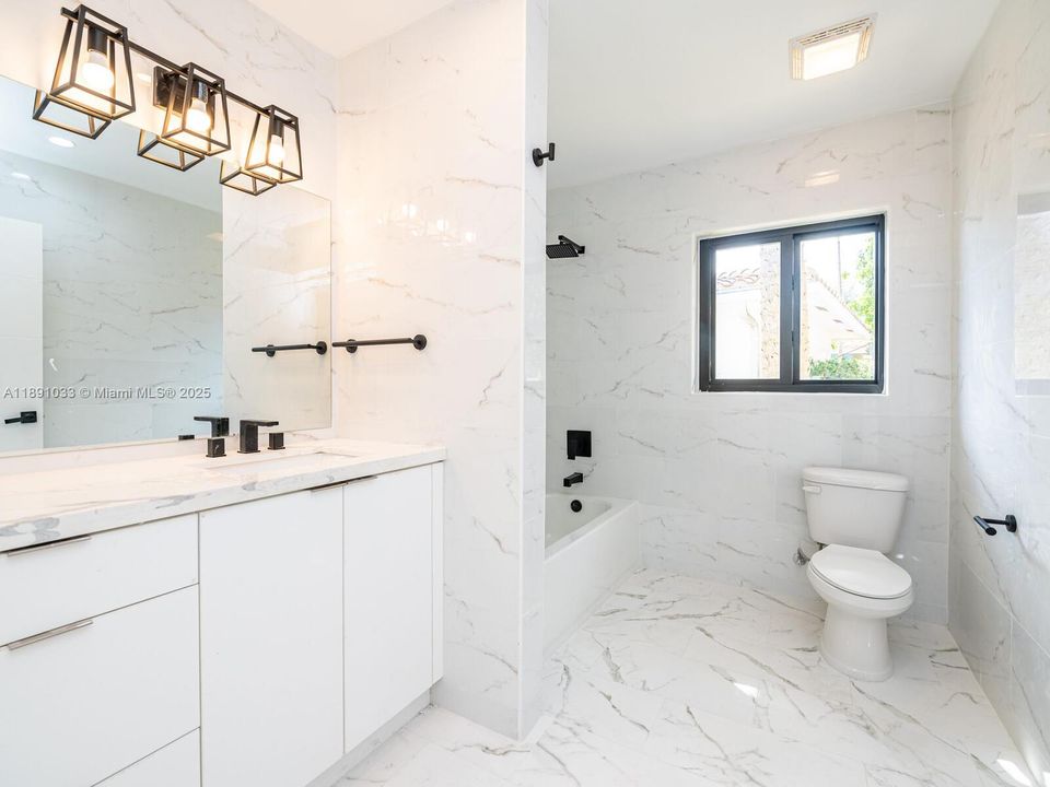 For Rent: $6,875 (3 beds, 2 baths, 2151 Square Feet)