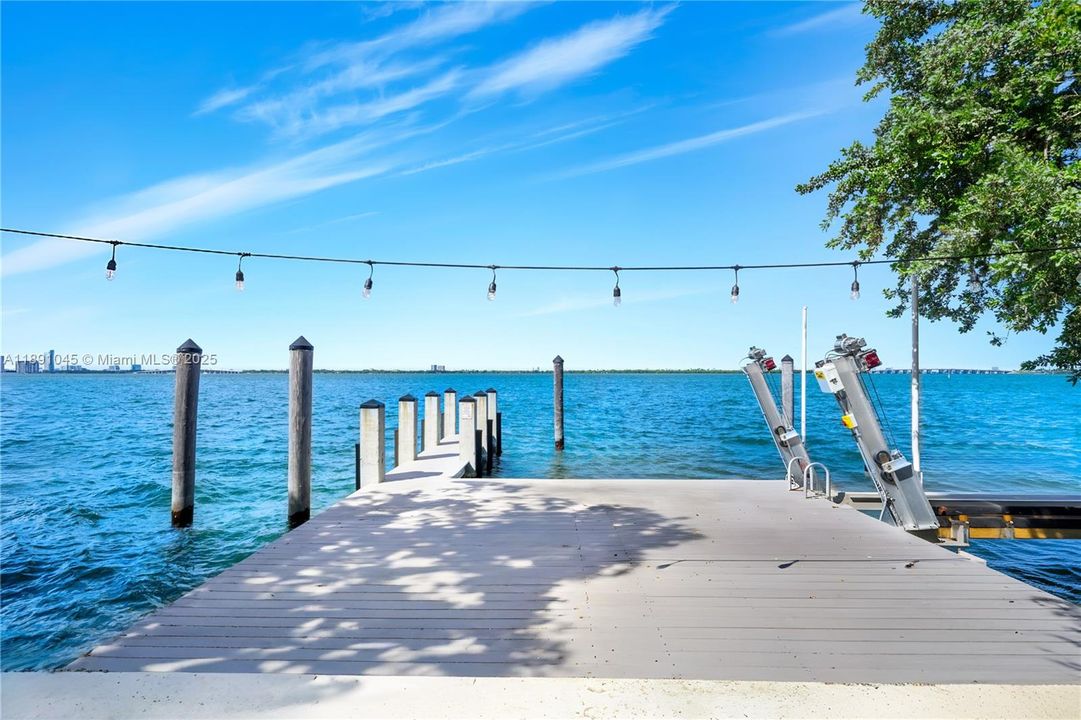 For Sale: $17,950,000 (5 beds, 5 baths, 4837 Square Feet)