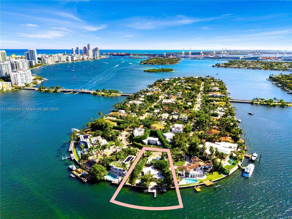 For Sale: $17,950,000 (5 beds, 5 baths, 4837 Square Feet)