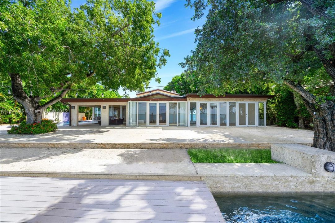 For Sale: $17,950,000 (5 beds, 5 baths, 4837 Square Feet)