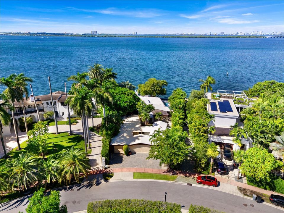 For Sale: $17,950,000 (5 beds, 5 baths, 4837 Square Feet)