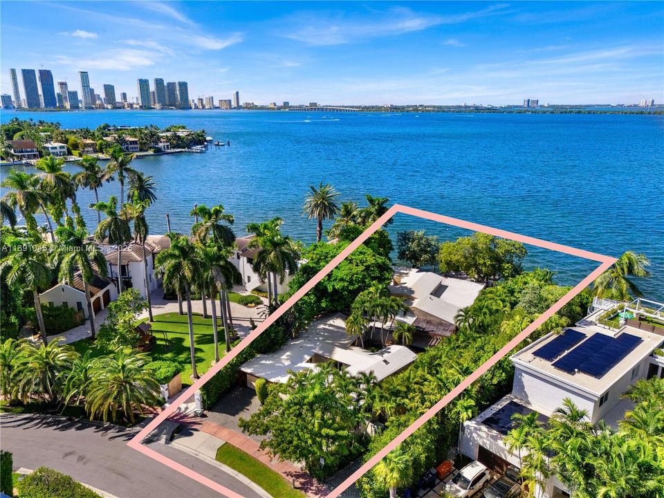 For Sale: $17,950,000 (5 beds, 5 baths, 4837 Square Feet)