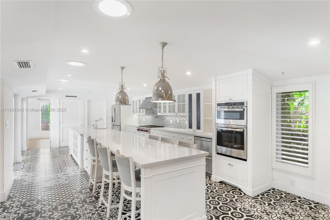 For Sale: $17,950,000 (5 beds, 5 baths, 4837 Square Feet)