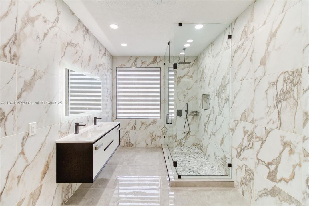 For Rent: $5,000 (4 beds, 2 baths, 2162 Square Feet)